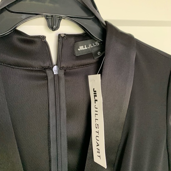 Jill Stuart Women's Deep-V Long-Sleeve Cocktail Dress - Picture 4 of 5